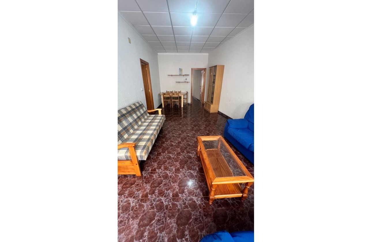 Sale - Town house -
Torrevieja - Estacion de autobuses