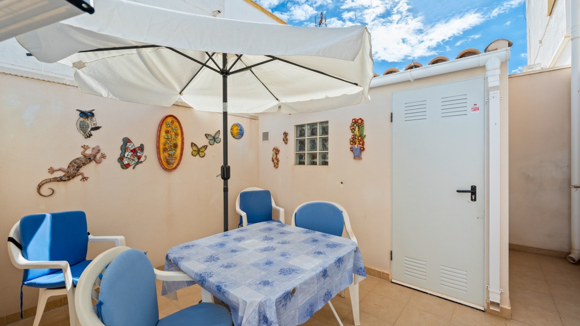 Sale - Town house -
Torrevieja - Habaneras