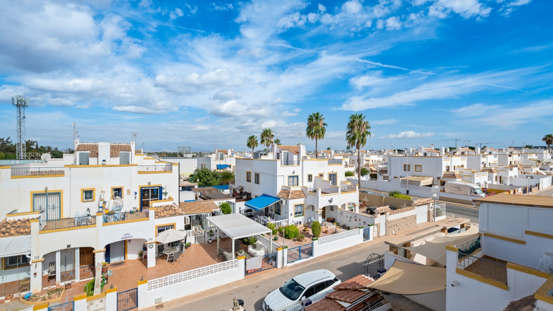 Sale - Town house -
Torrevieja - Habaneras