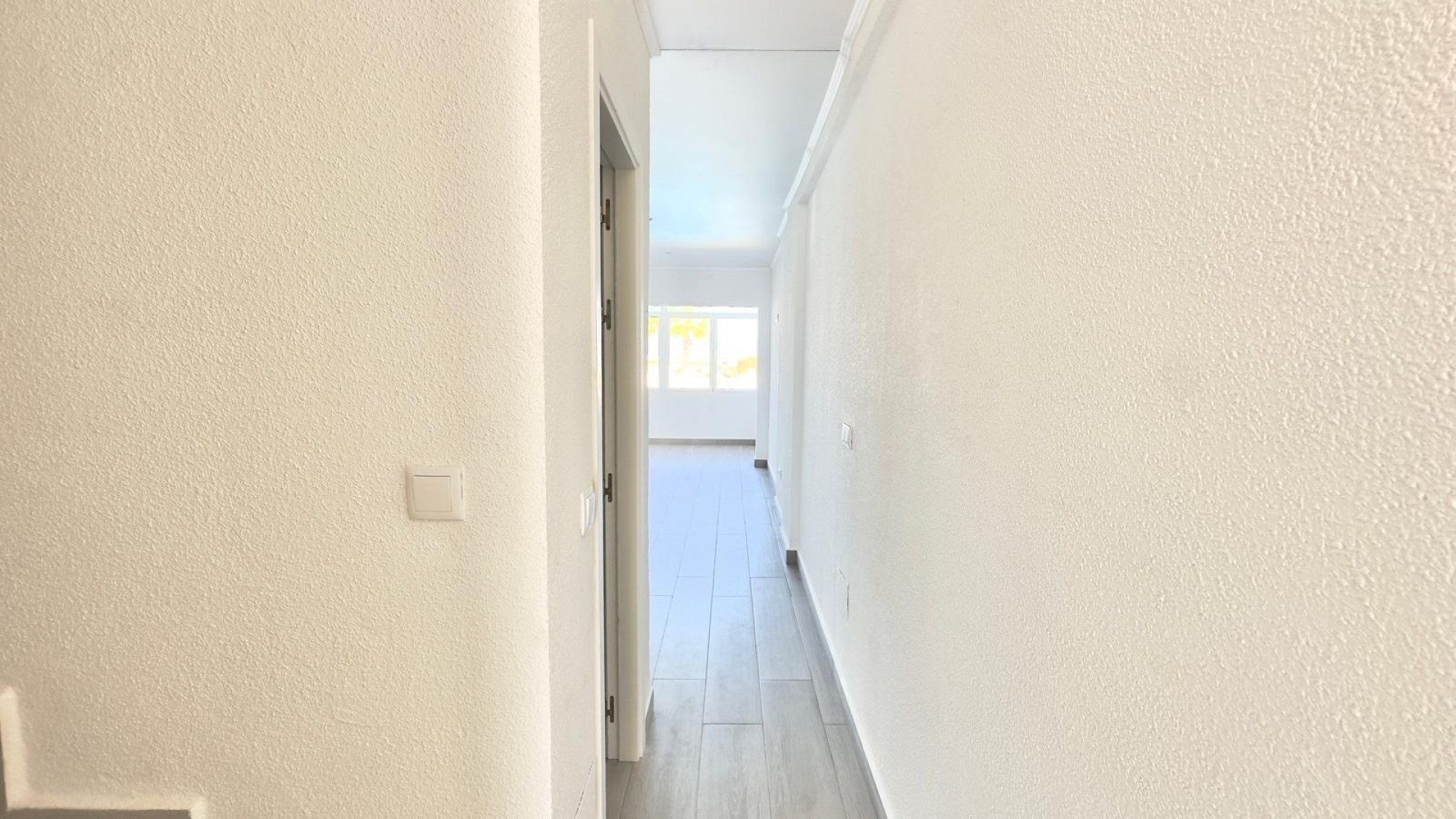 Sale - Town house -
Torrevieja - La Mata