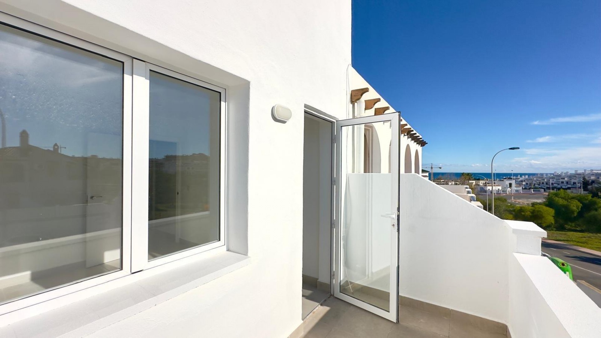 Sale - Town house -
Torrevieja - La Mata