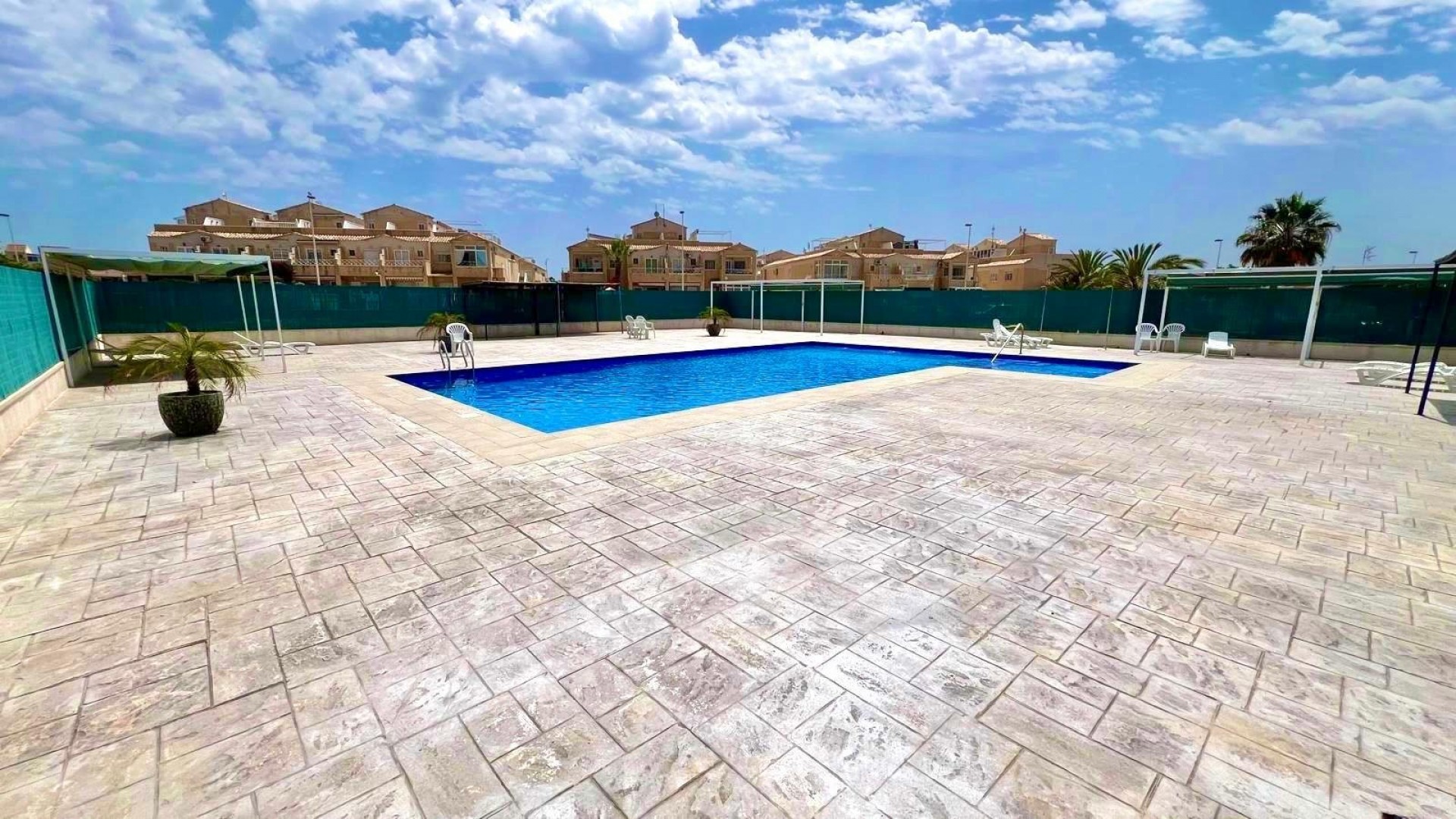 Sale - Town house -
Torrevieja - La Siesta - El Salado - Torreta