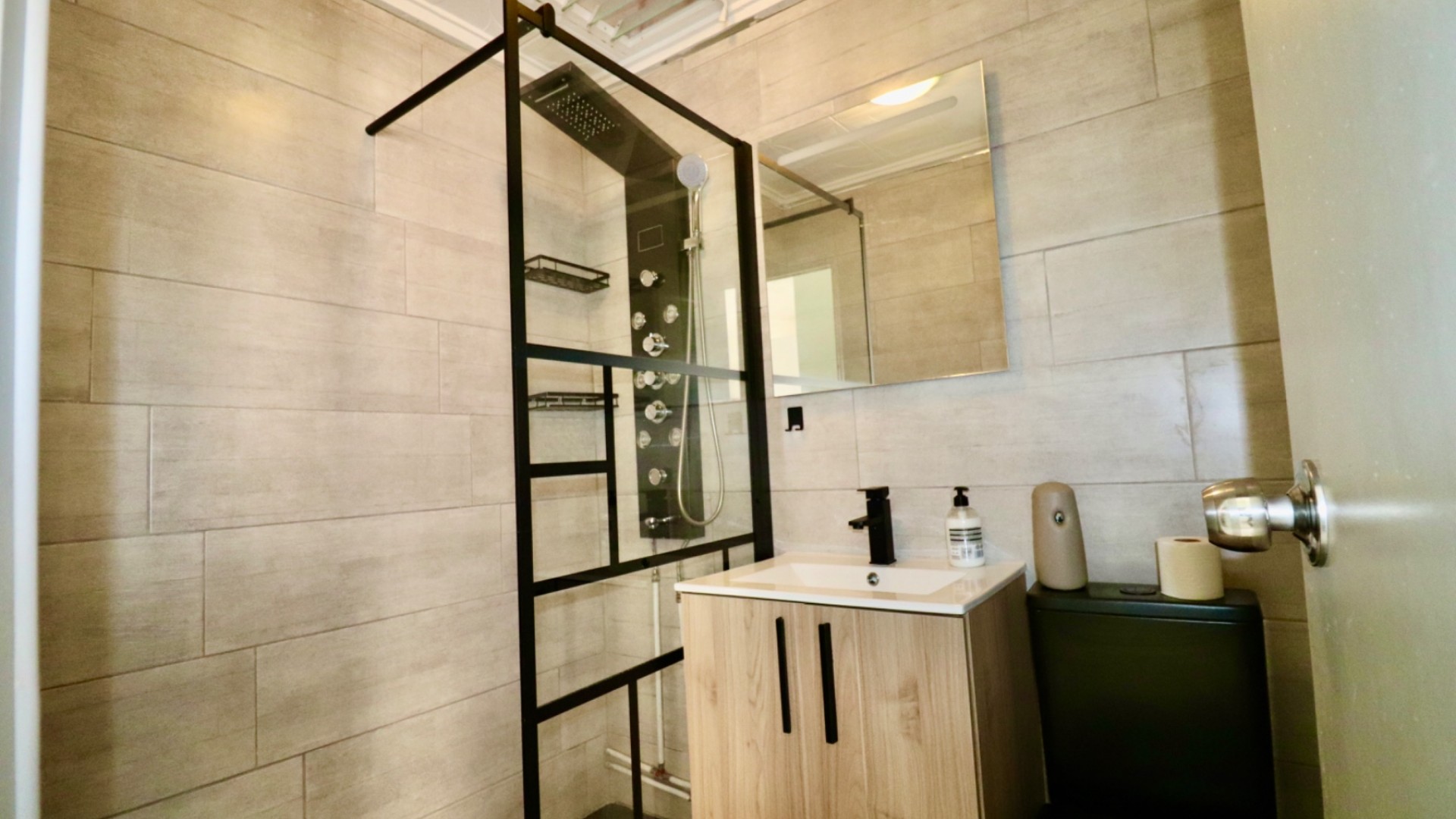 Sale - Town house -
Torrevieja - La Siesta - San Luis