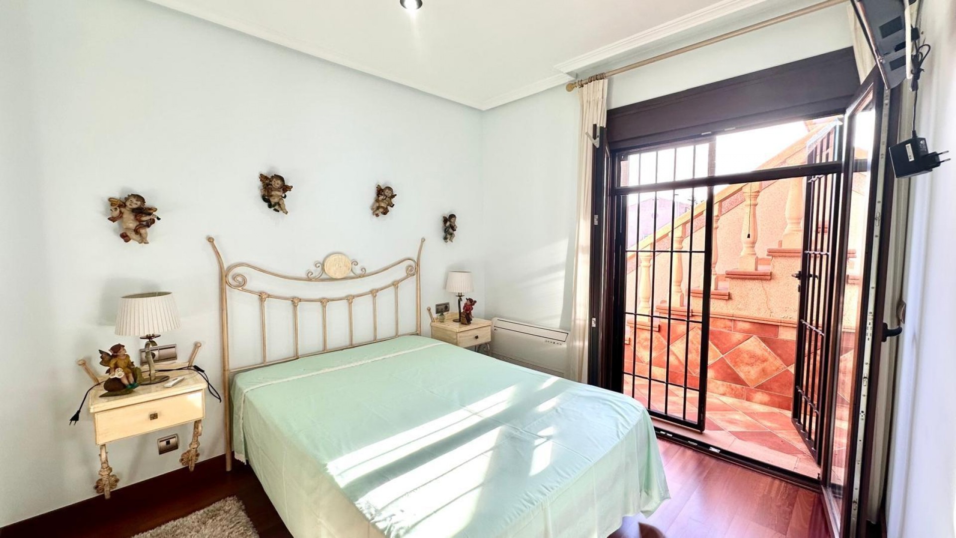 Sale - Town house -
Torrevieja - La siesta