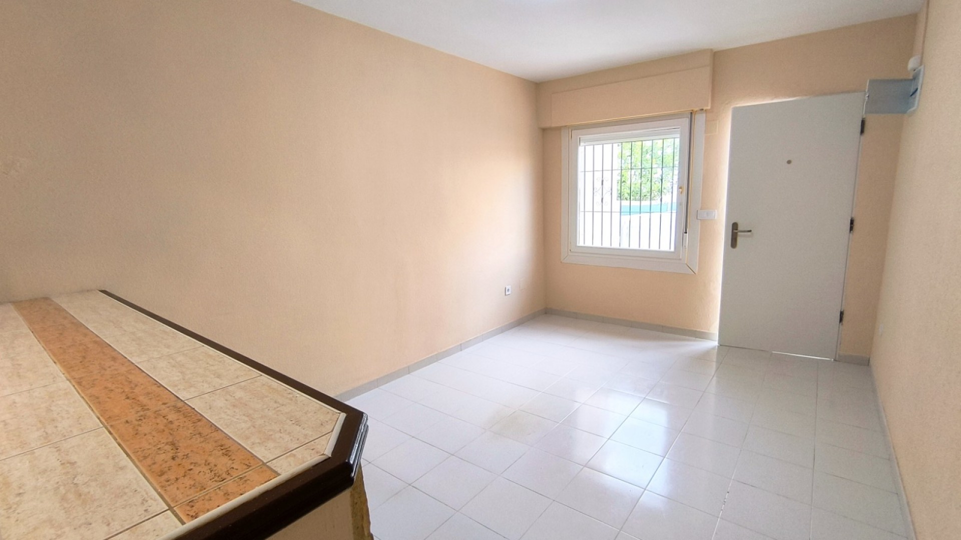 Sale - Town house -
Torrevieja - Lago jardin