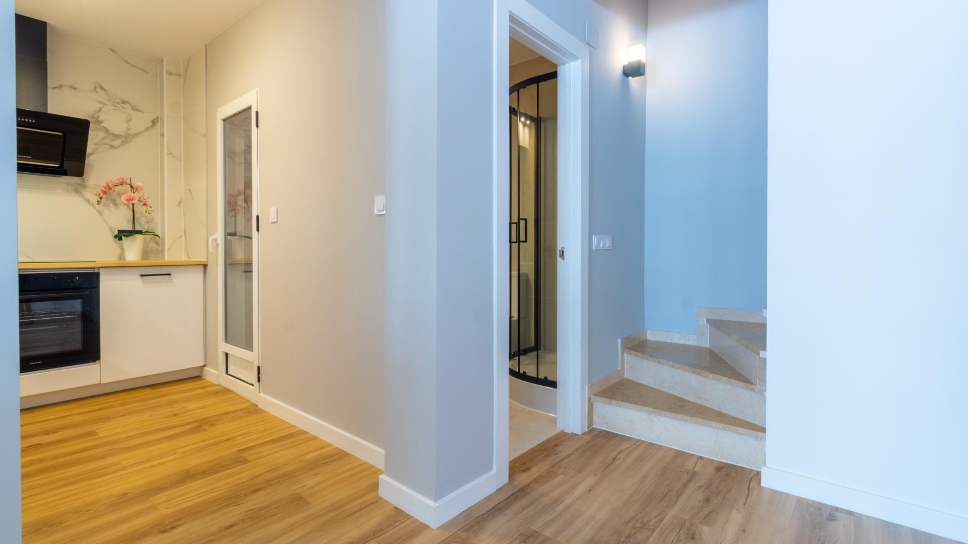 Sale - Town house -
Torrevieja - Los altos