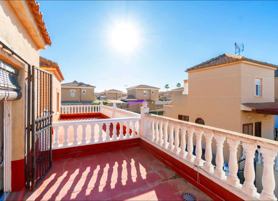 Sale - Town house -
Torrevieja - Los Balcones - Los Altos del Edén