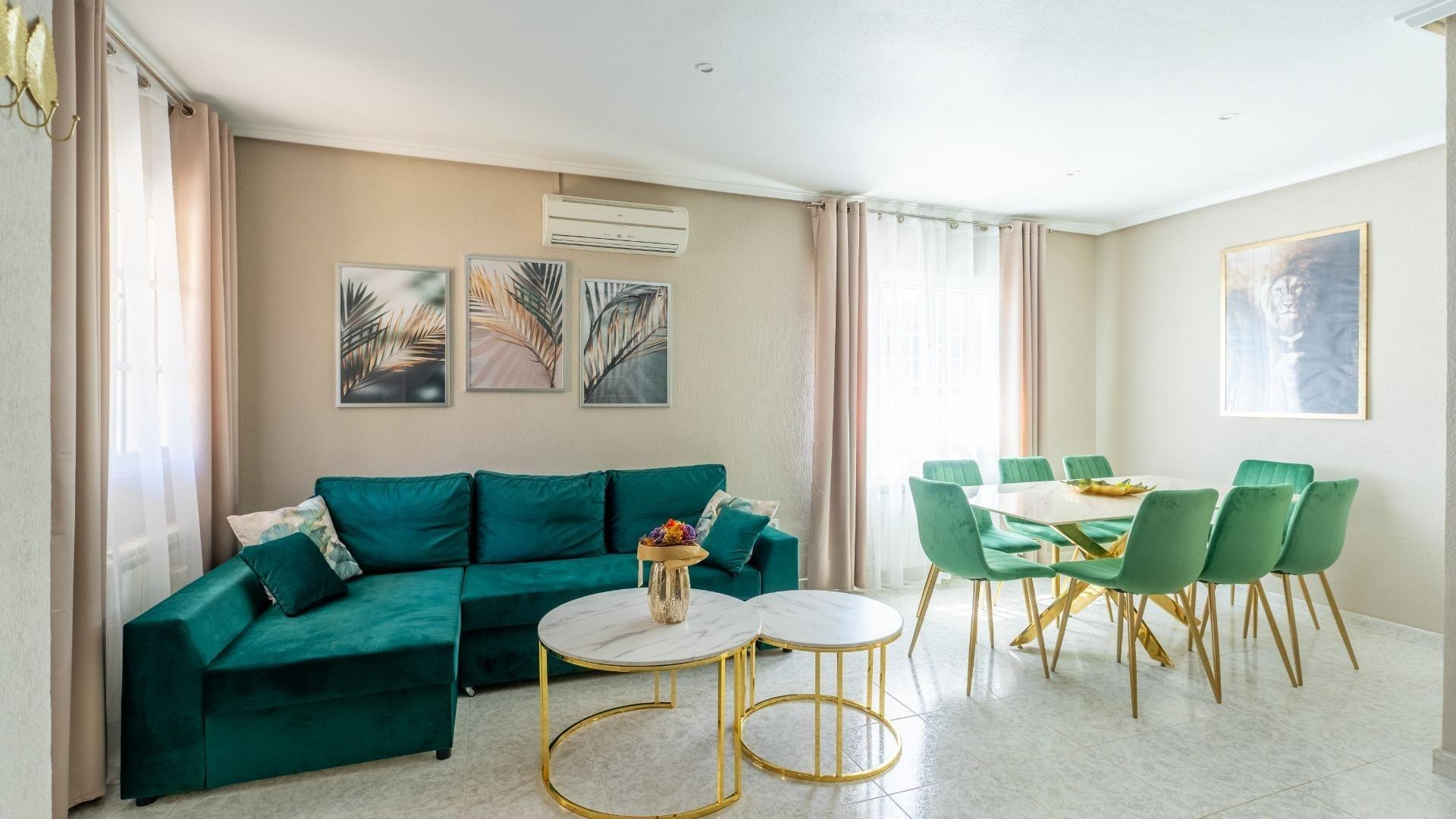 Sale - Town house -
Torrevieja - Los Balcones - Los Altos del Edén