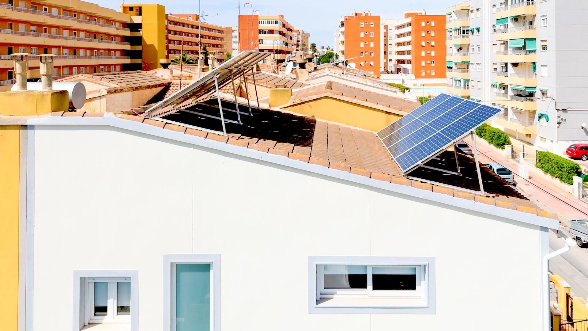 Sale - Town house -
Torrevieja - Punta prima