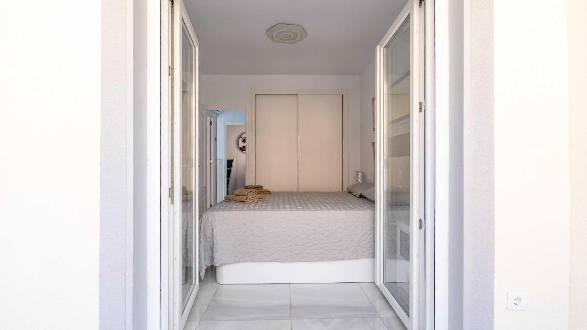 Sale - Town house -
Torrevieja - Punta prima