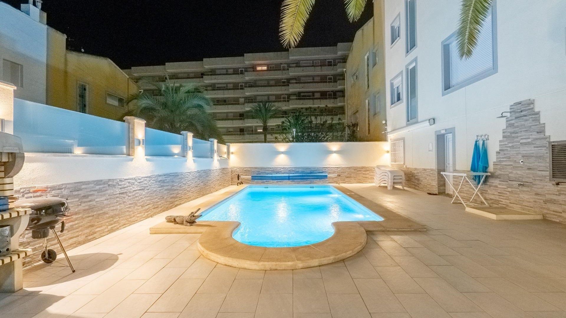 Sale - Town house -
Torrevieja - Punta prima
