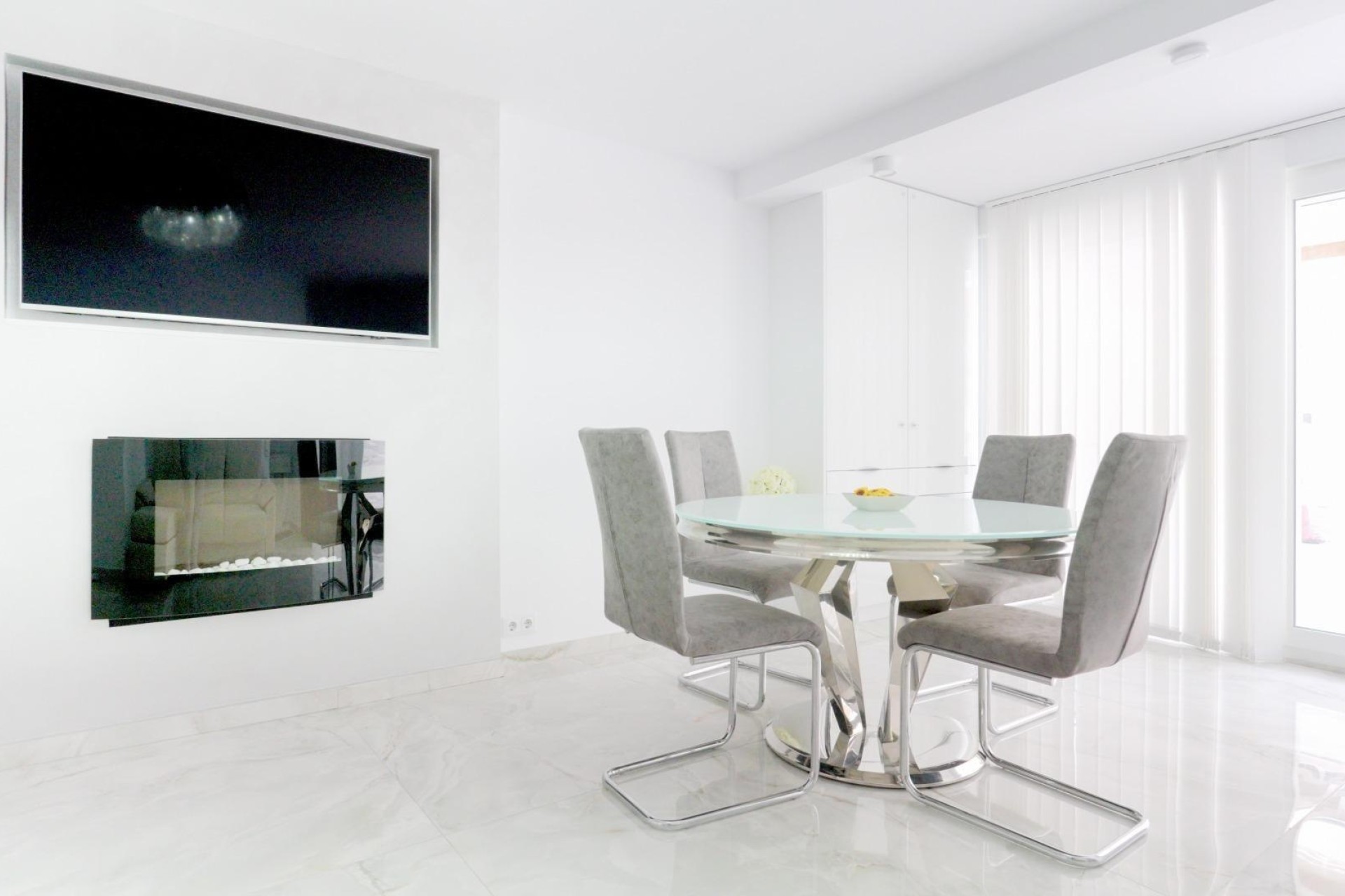 Sale - Town house -
Torrevieja - Punta Prima