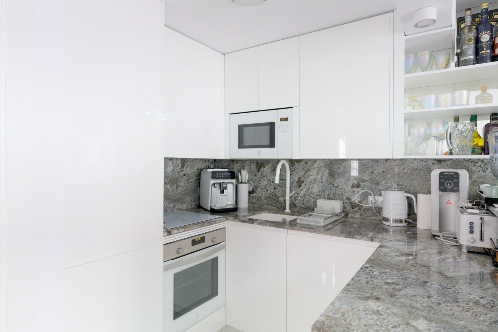 Sale - Town house -
Torrevieja - Punta Prima