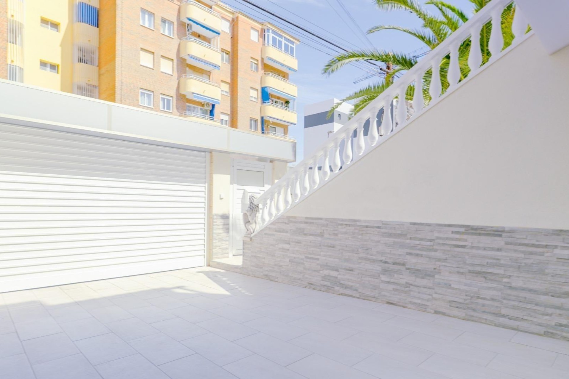 Sale - Town house -
Torrevieja - Punta Prima