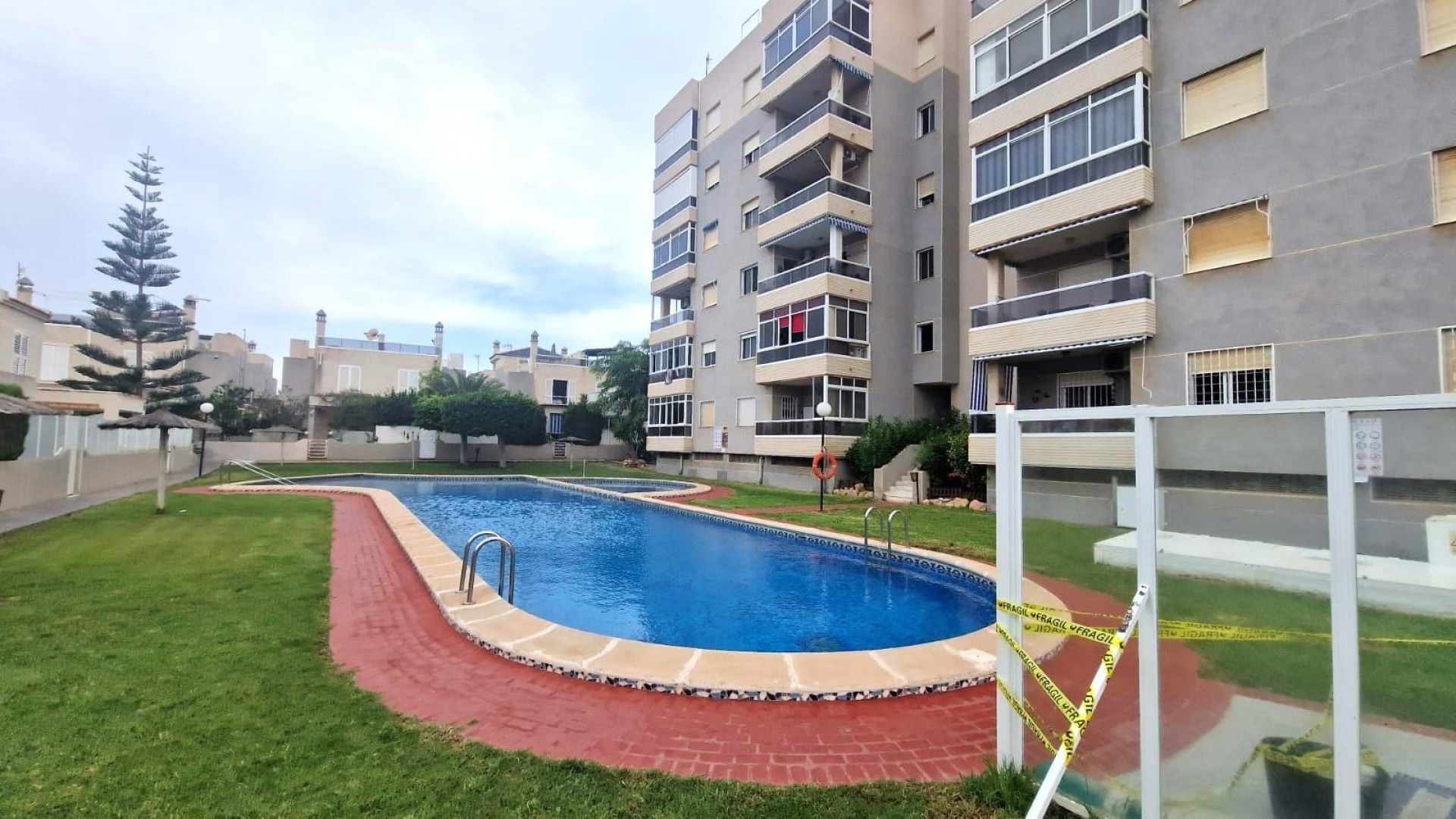 Sale - Town house -
Torrevieja - Torreblanca