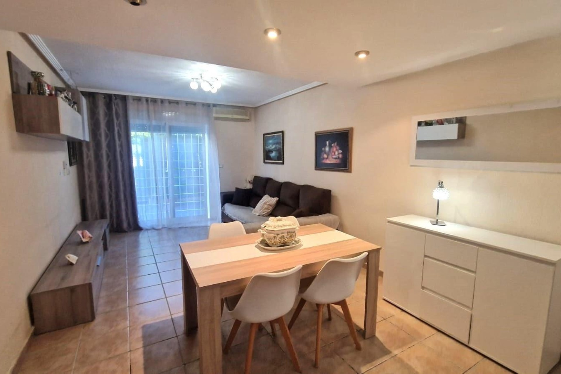 Sale - Town house -
Torrevieja - Torreblanca