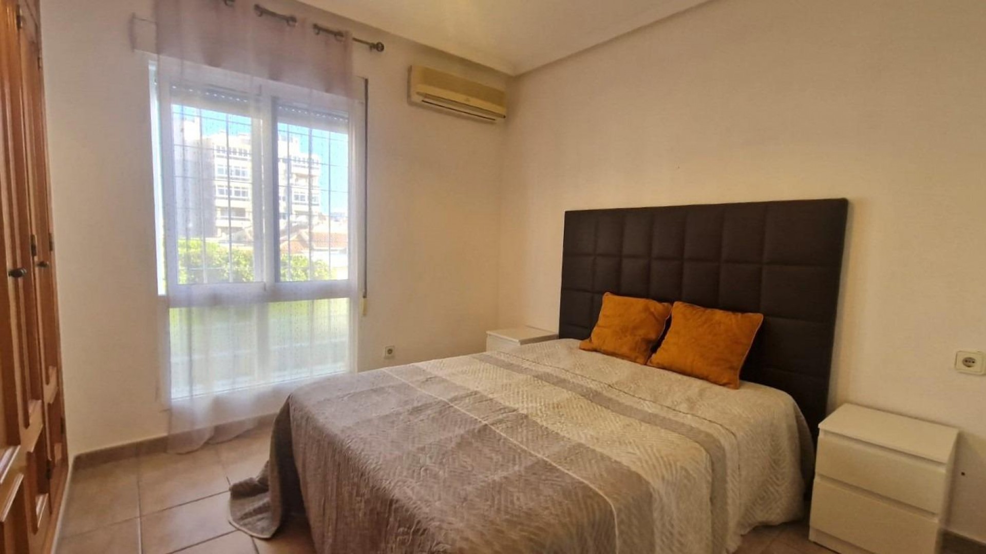 Sale - Town house -
Torrevieja - Torreblanca