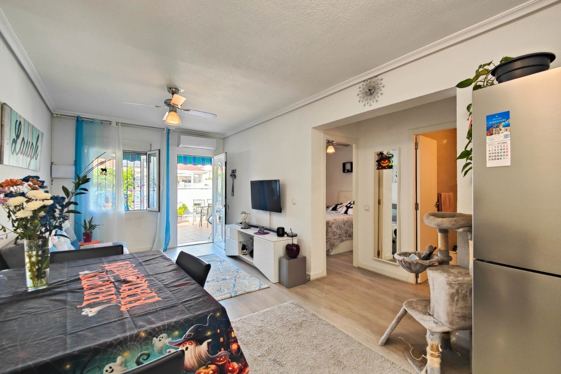 Sale - Town house -
Torrevieja - Torreta - Salado