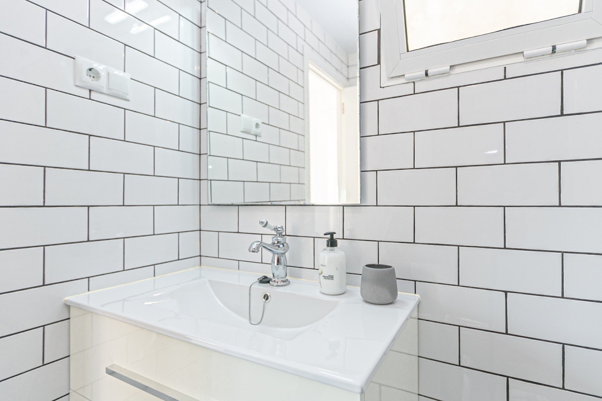 Sale - Town house -
Torrevieja - Torretas