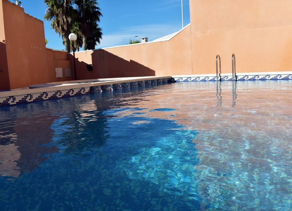 Sale - Town house -
Torrevieja - Torrevieja Alicante