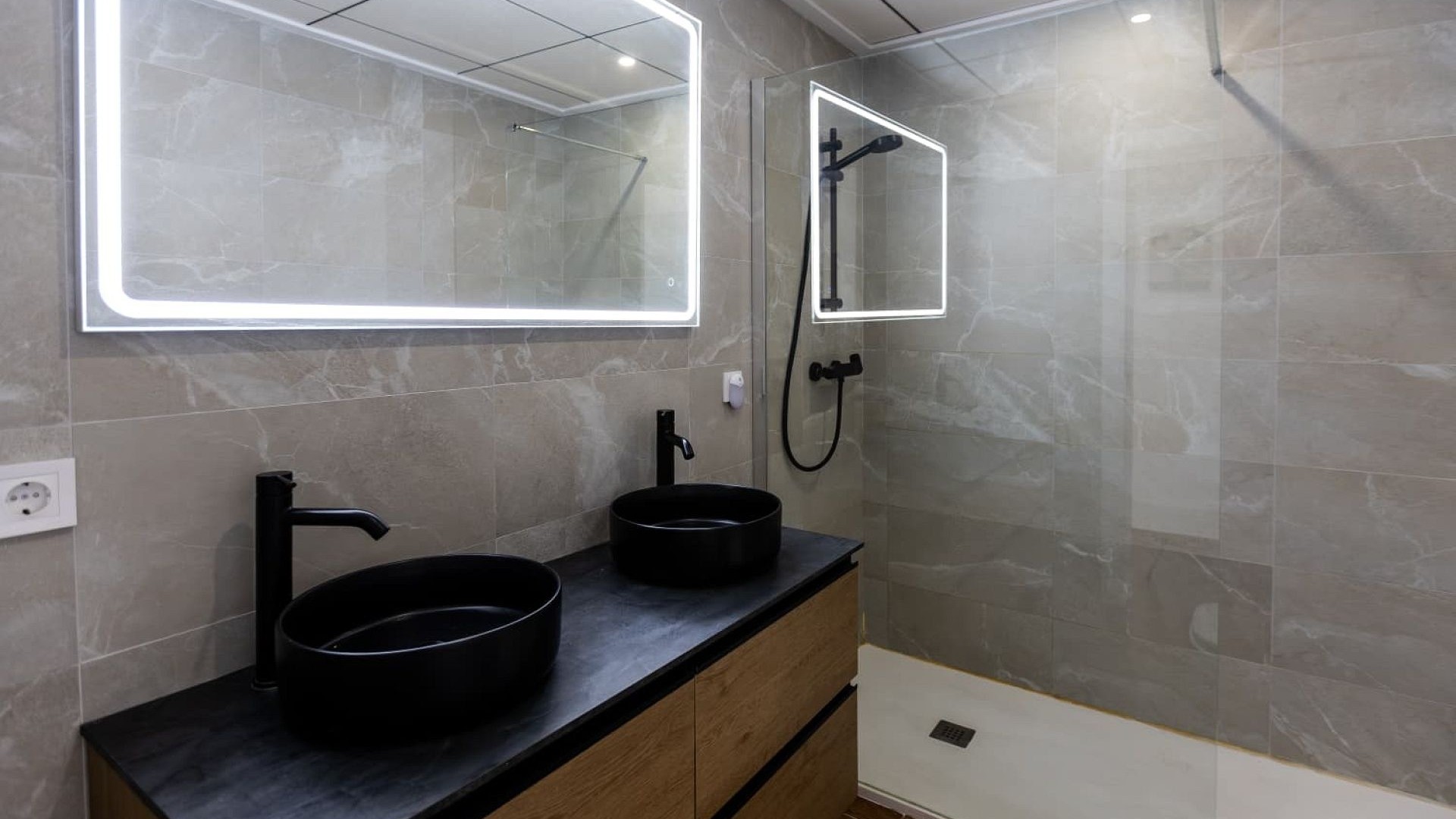 Sale - Town house -
Torrevieja