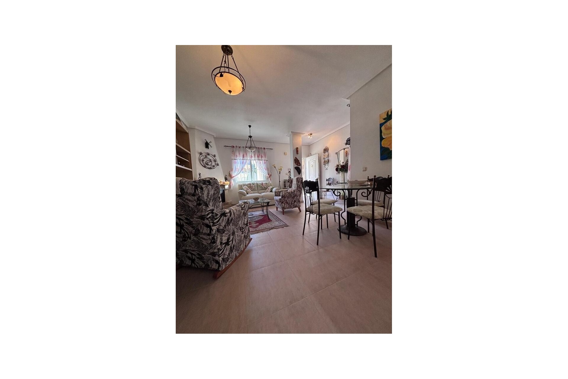 Sale - Town house -
Villamartín - Costa Blanca