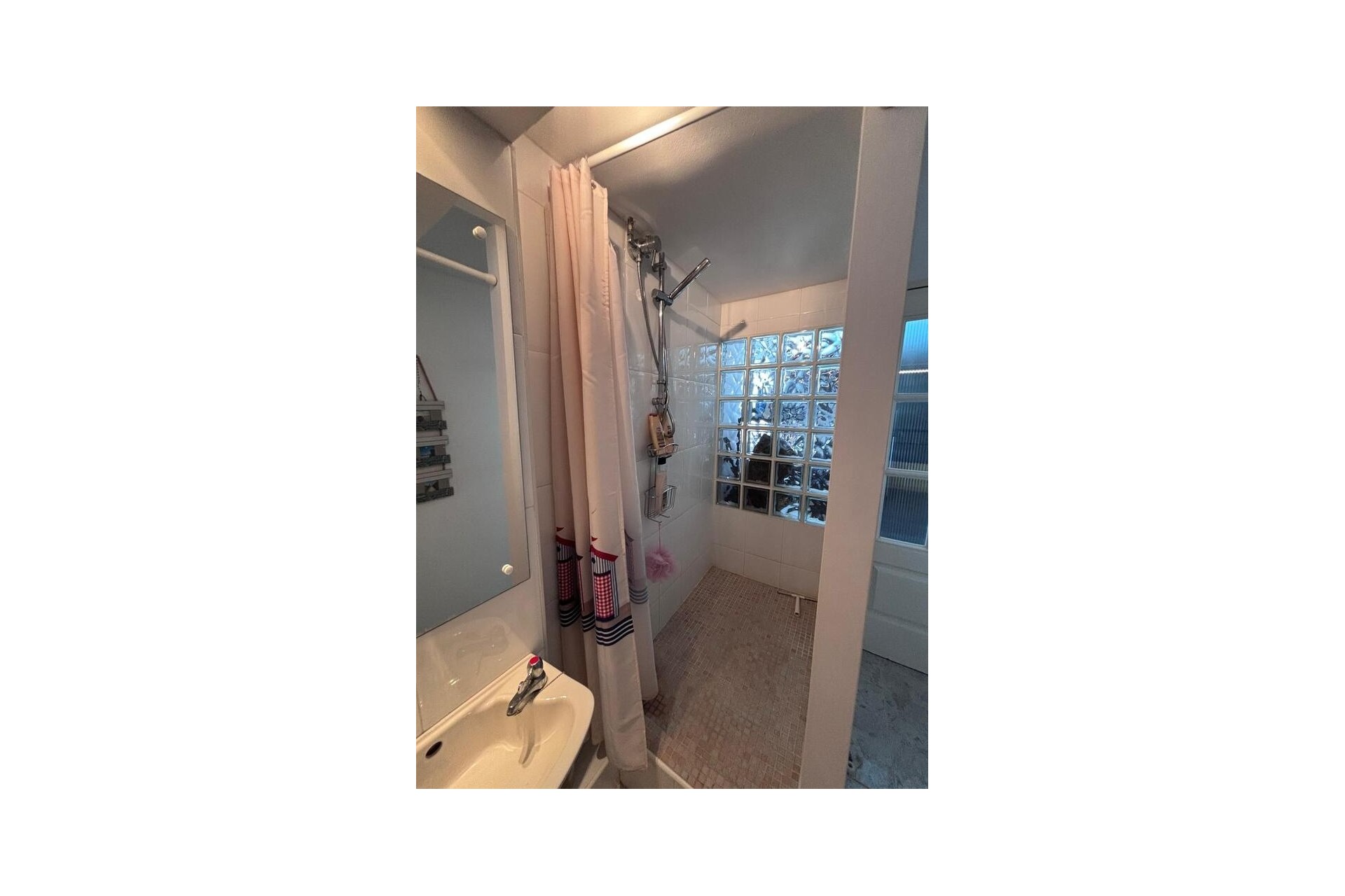 Sale - Town house -
Villamartín - Costa Blanca