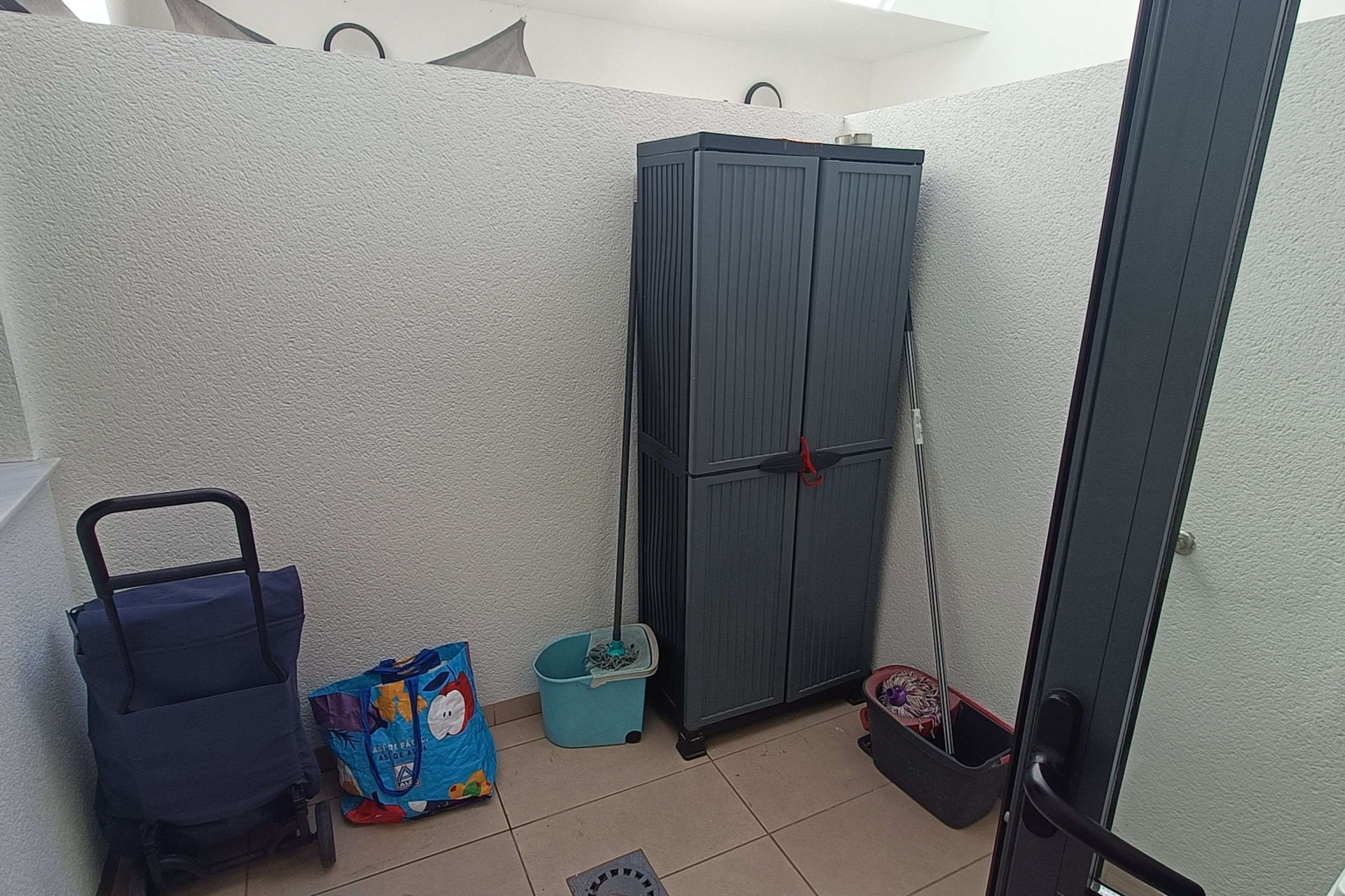 Sale - Town house -
Villamartín - El Manantial