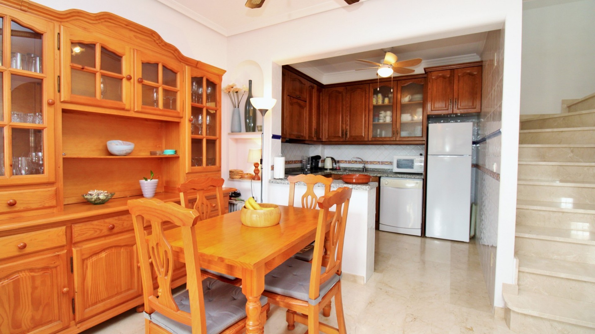 Sale - Town house -
Villamartín - PAU 8