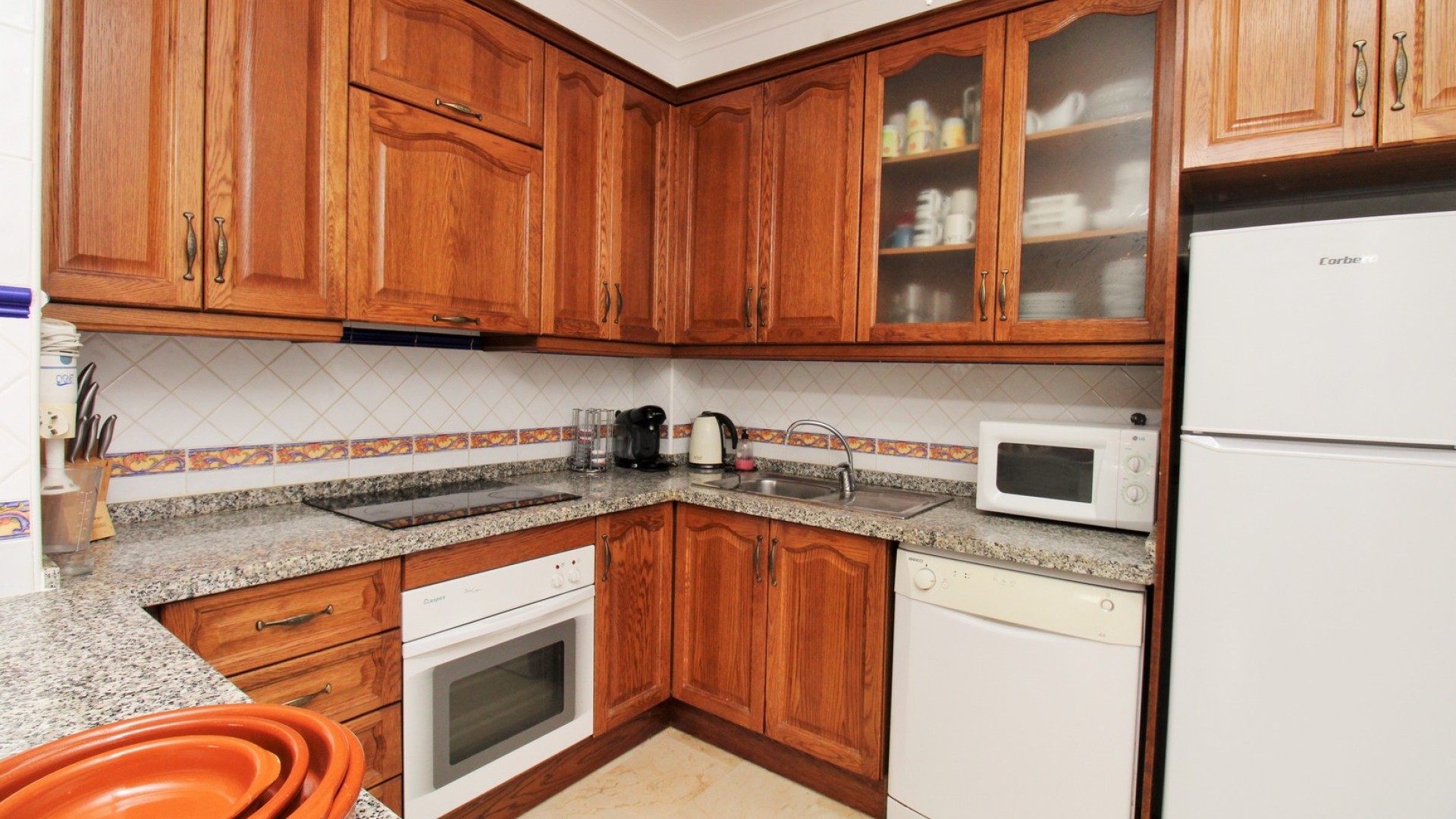 Sale - Town house -
Villamartín - PAU 8