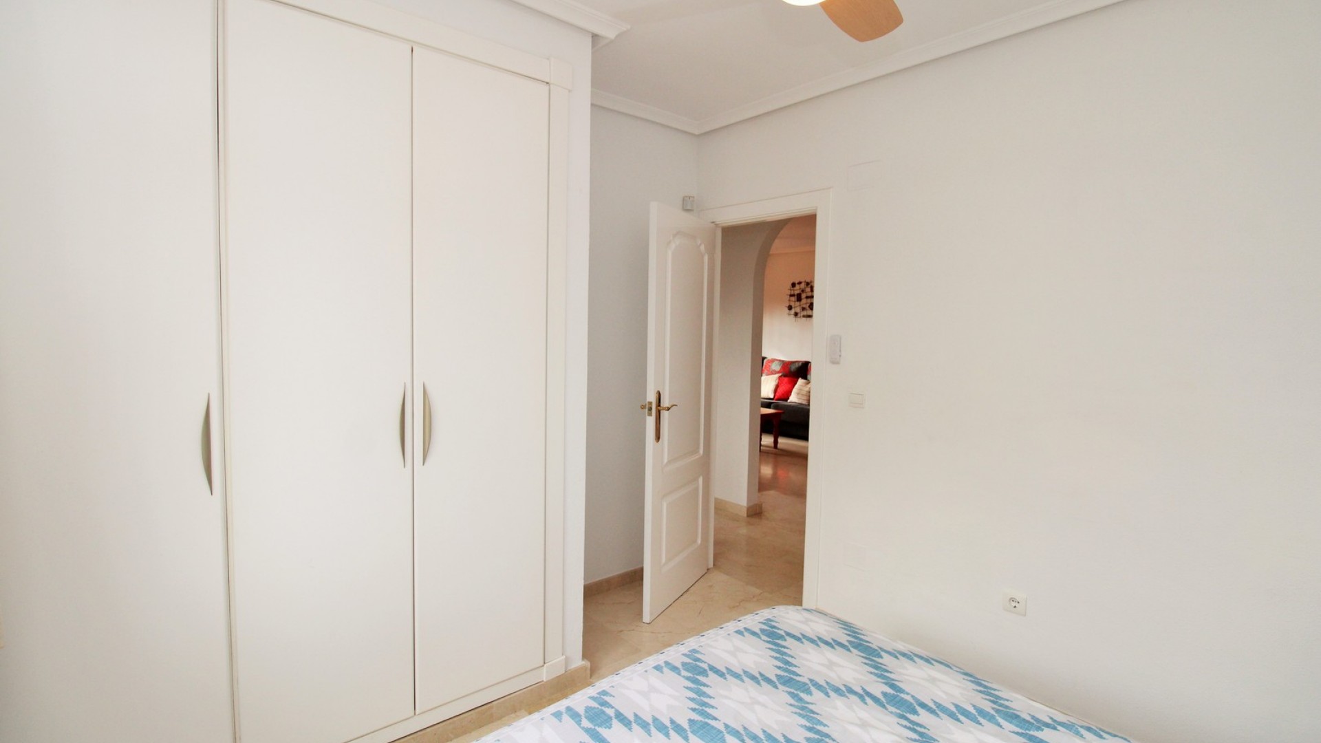 Sale - Town house -
Villamartín - PAU 8