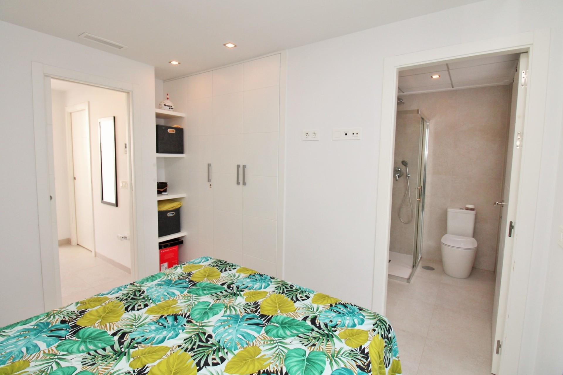 Sale - Town house -
Villamartín