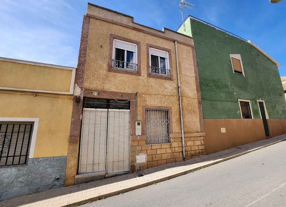 Sale - Town house -
Villena