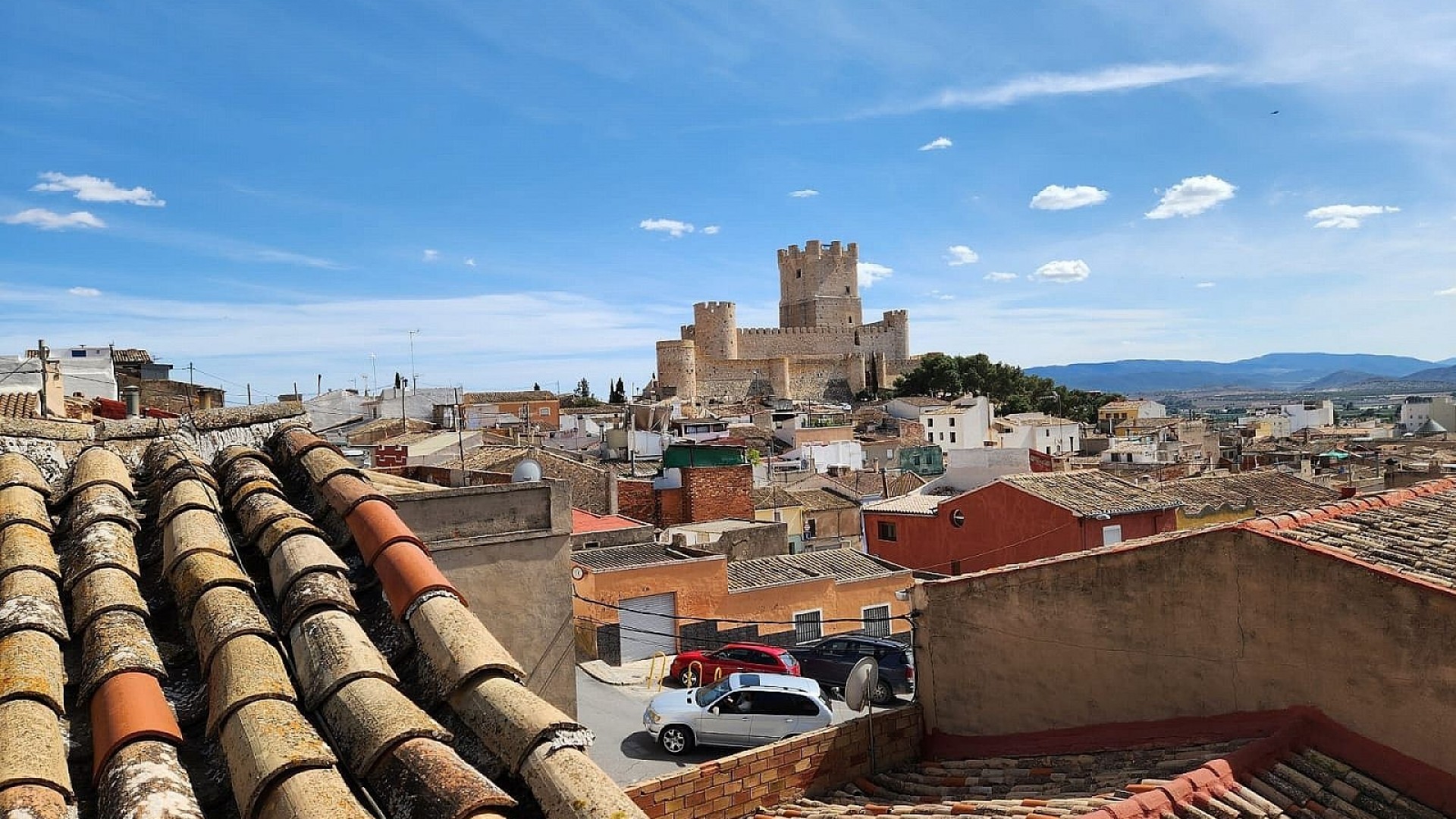 Sale - Town house -
Villena