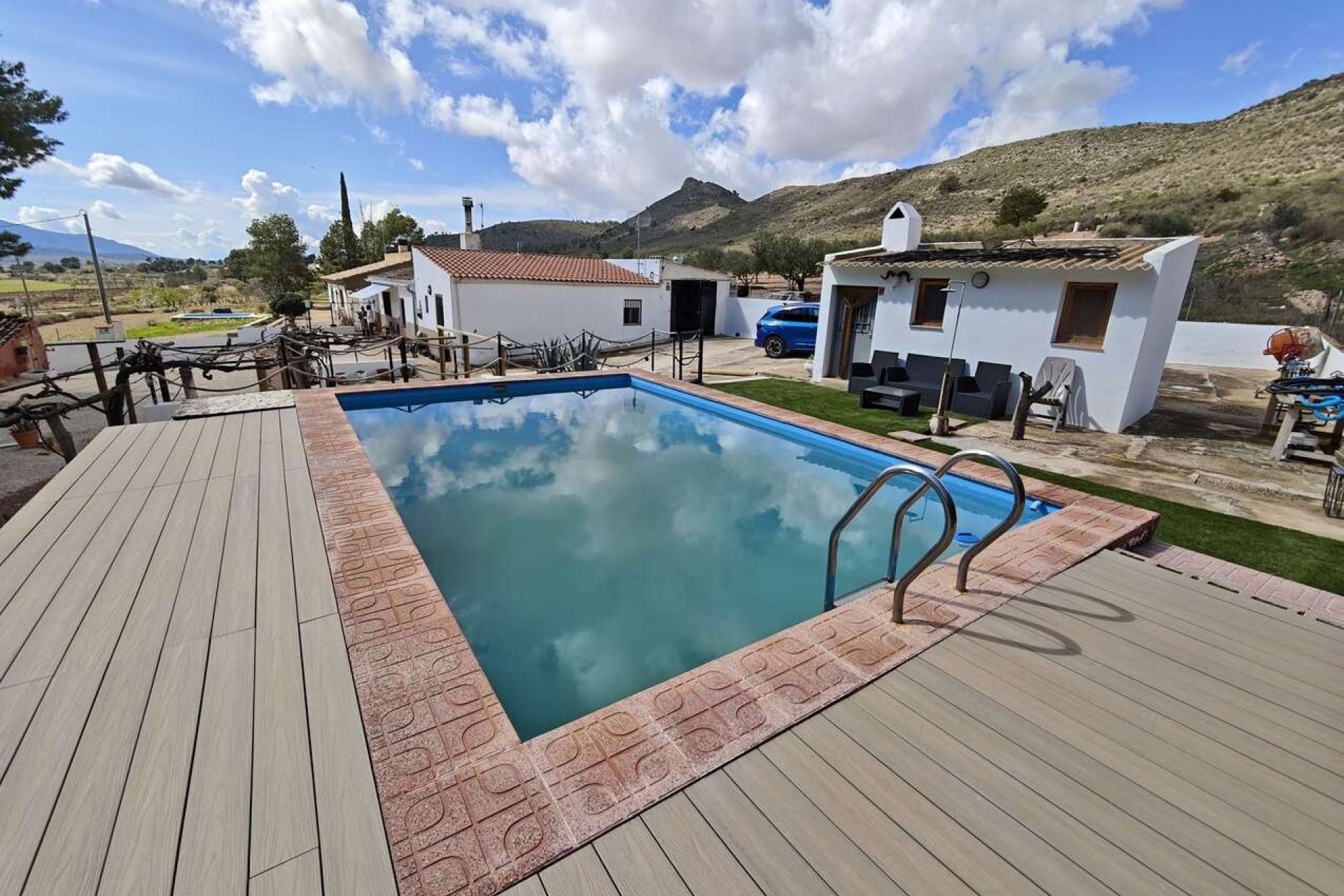 Sale - Town house -
Yecla - Inland