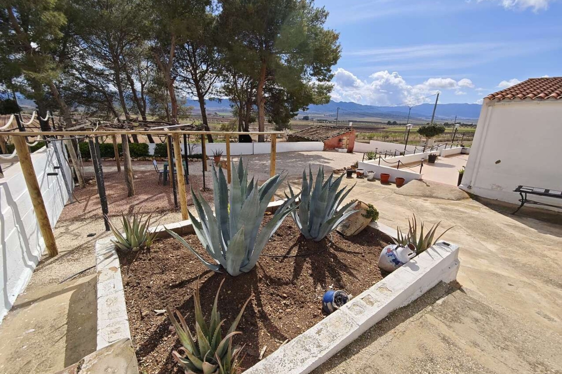 Sale - Town house -
Yecla - Inland