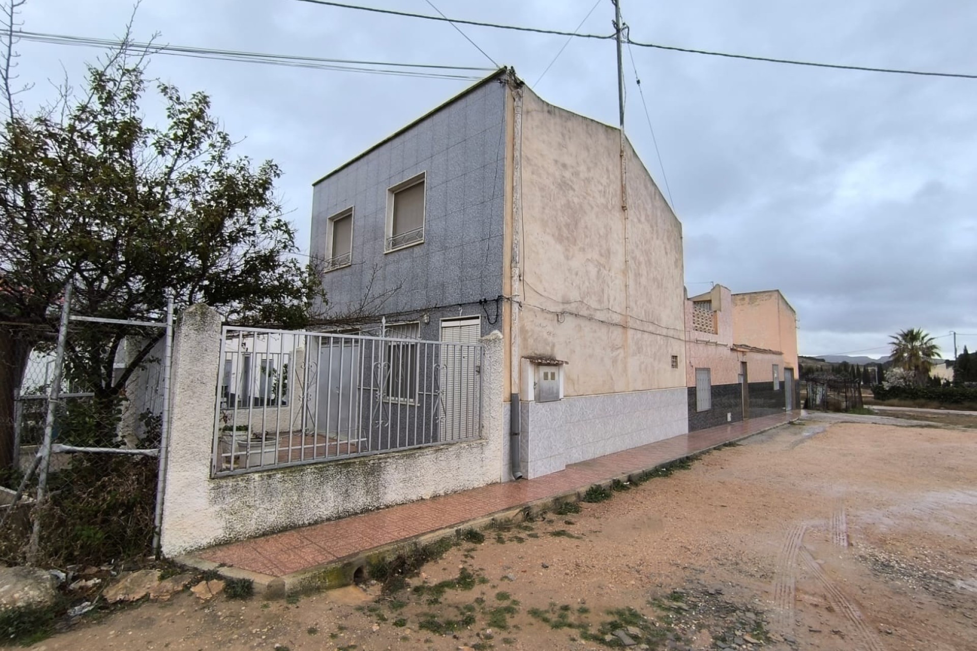 Sale - Town house -
Yecla - Inland