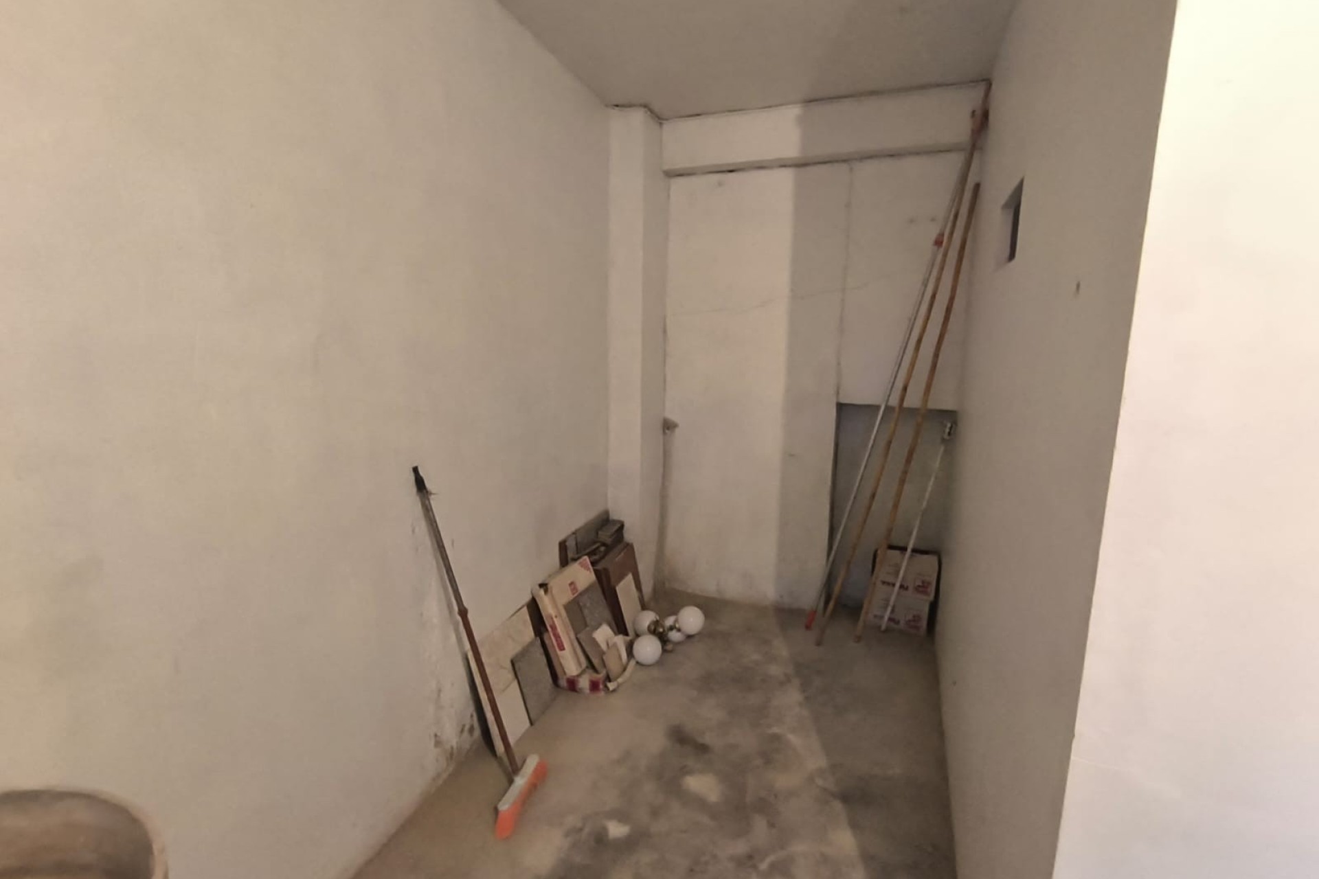 Sale - Town house -
Yecla - Inland