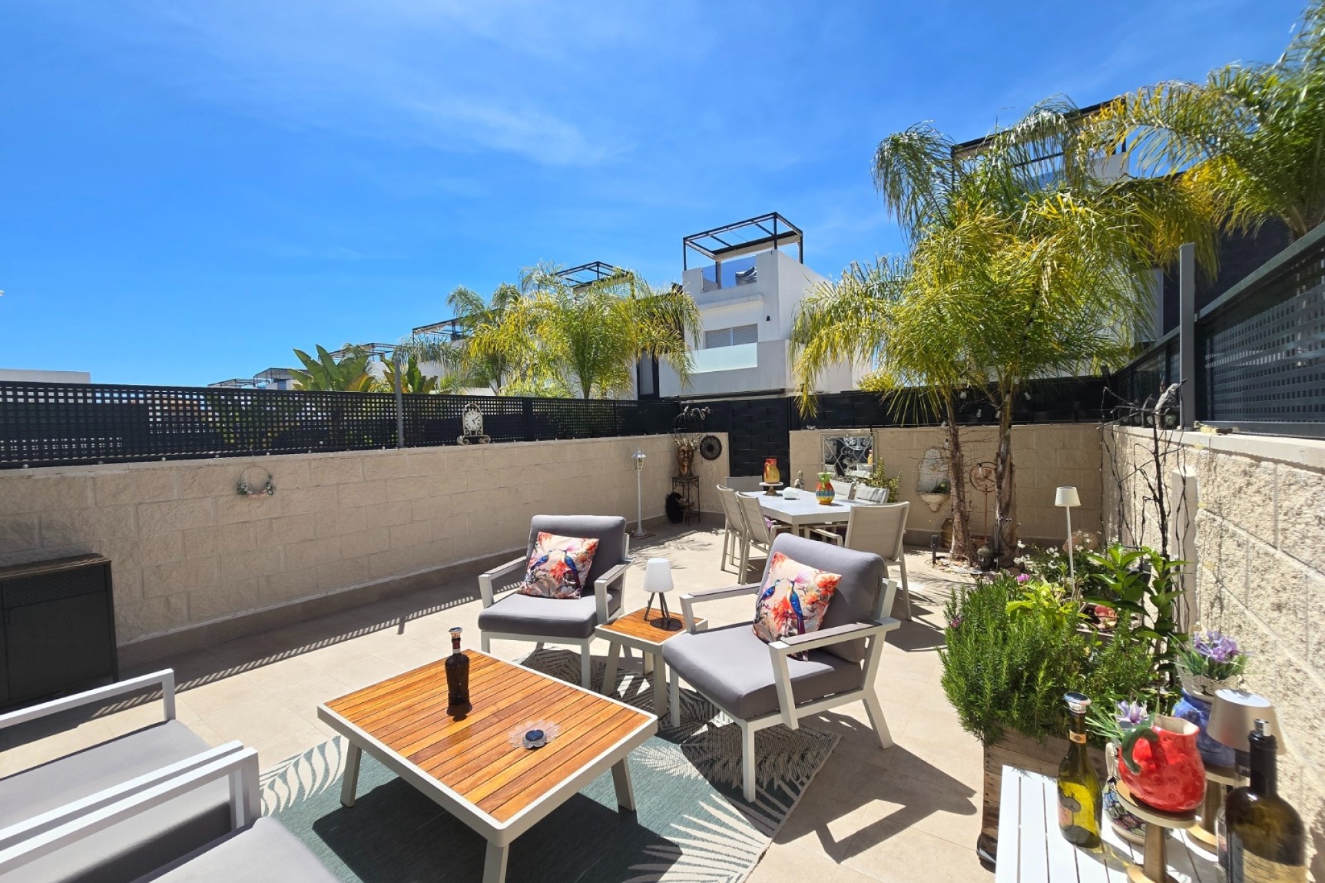 Sale - Townhouse * -
Ciudad Quesada * - Doña Pepa *