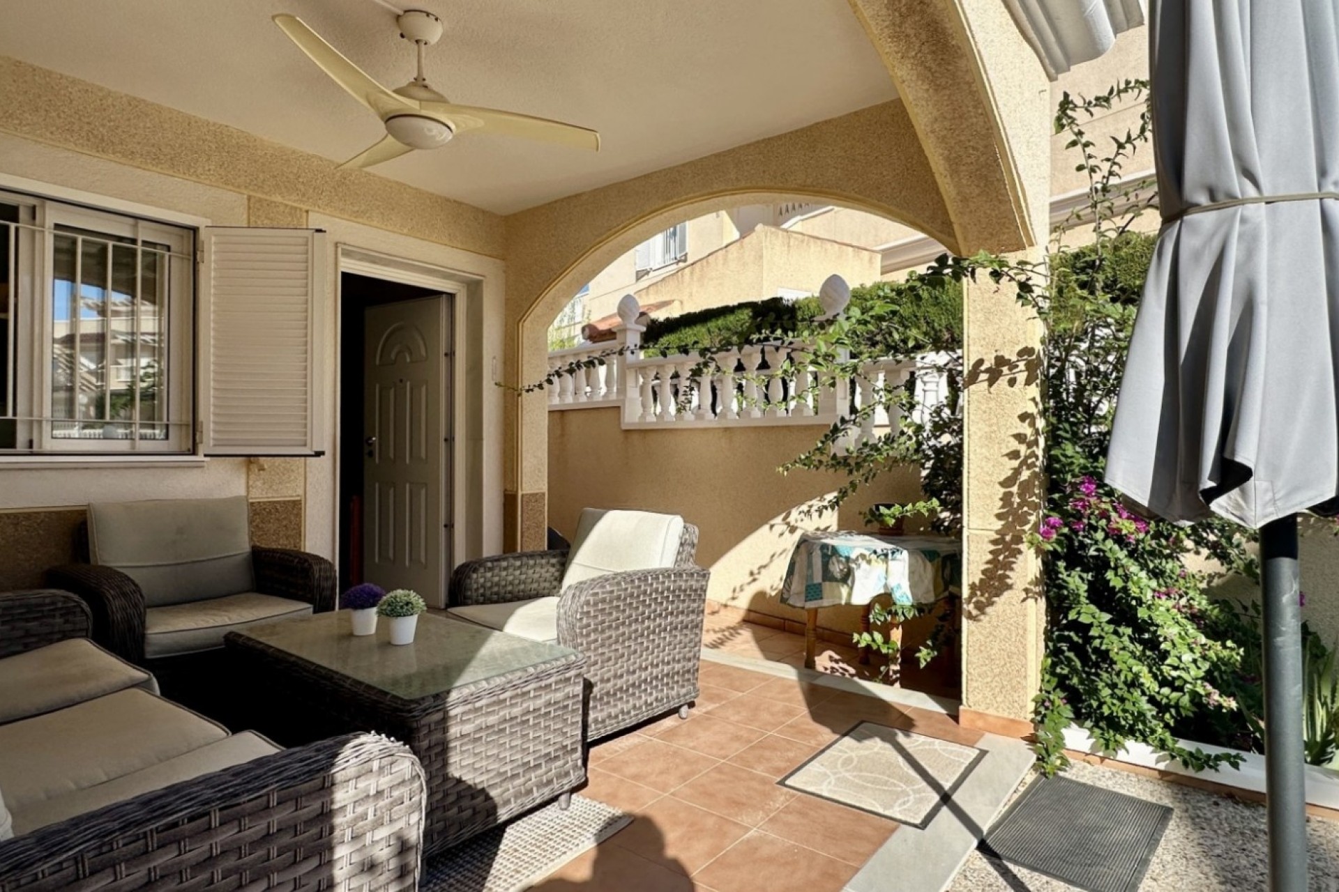 Sale - Townhouse  -
Orihuela Costa - Playa Flamenca
