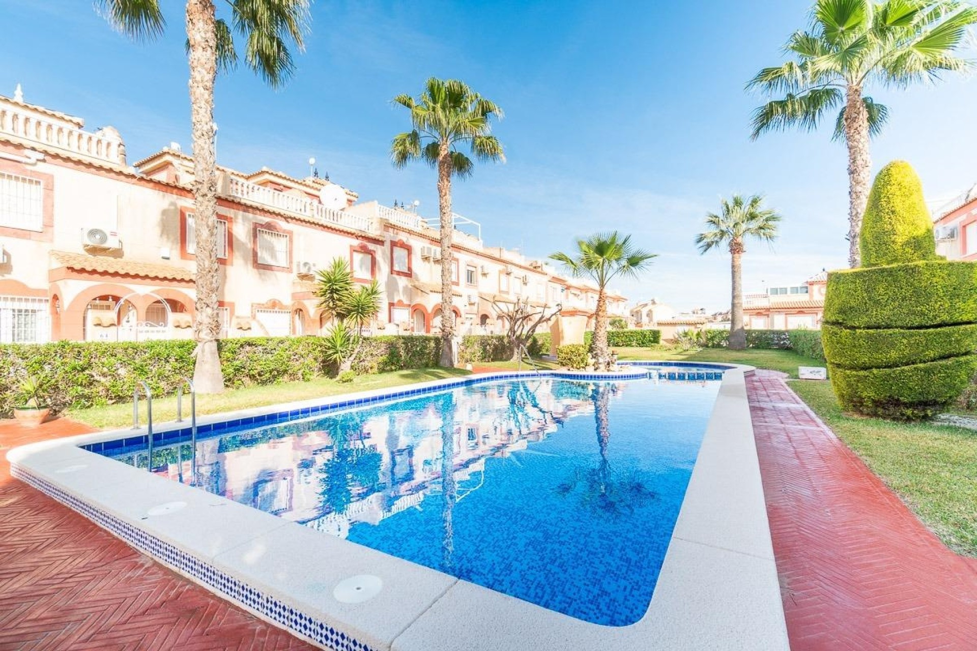 Sale - Townhouse -
Orihuela Costa - Playa Flamenca