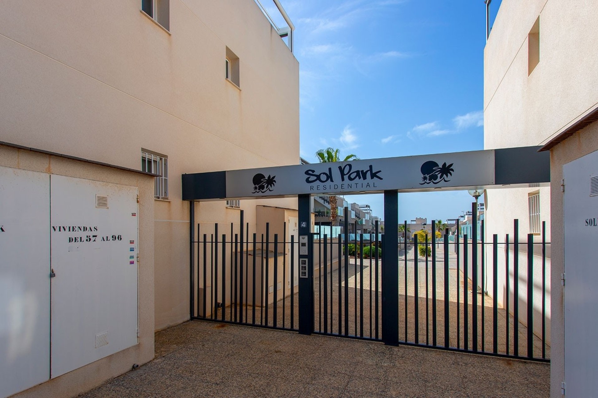 Sale - Townhouse -
Torrevieja - Aguas Nuevas