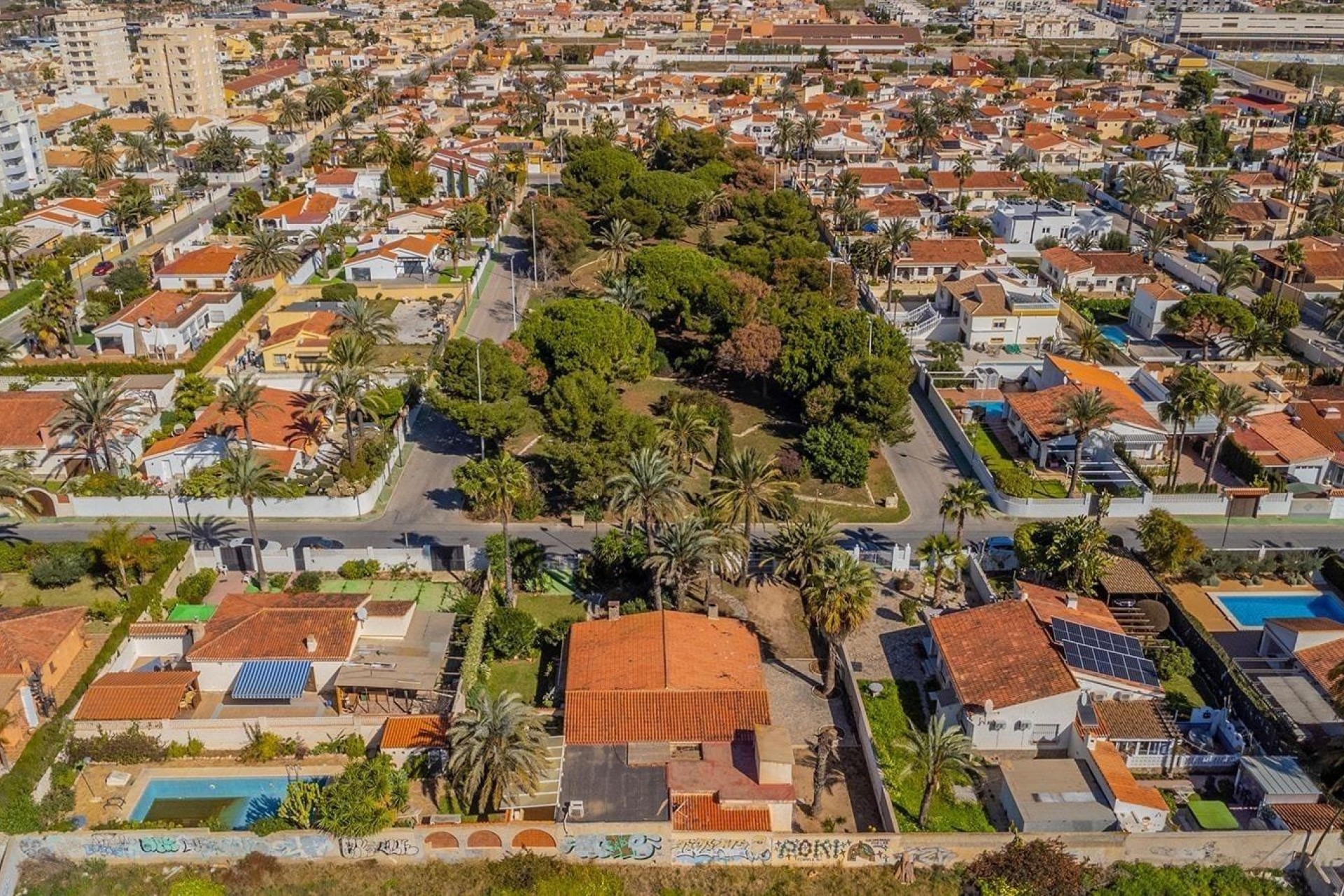 Sale - Townhouse -
Torrevieja - Calas blanca