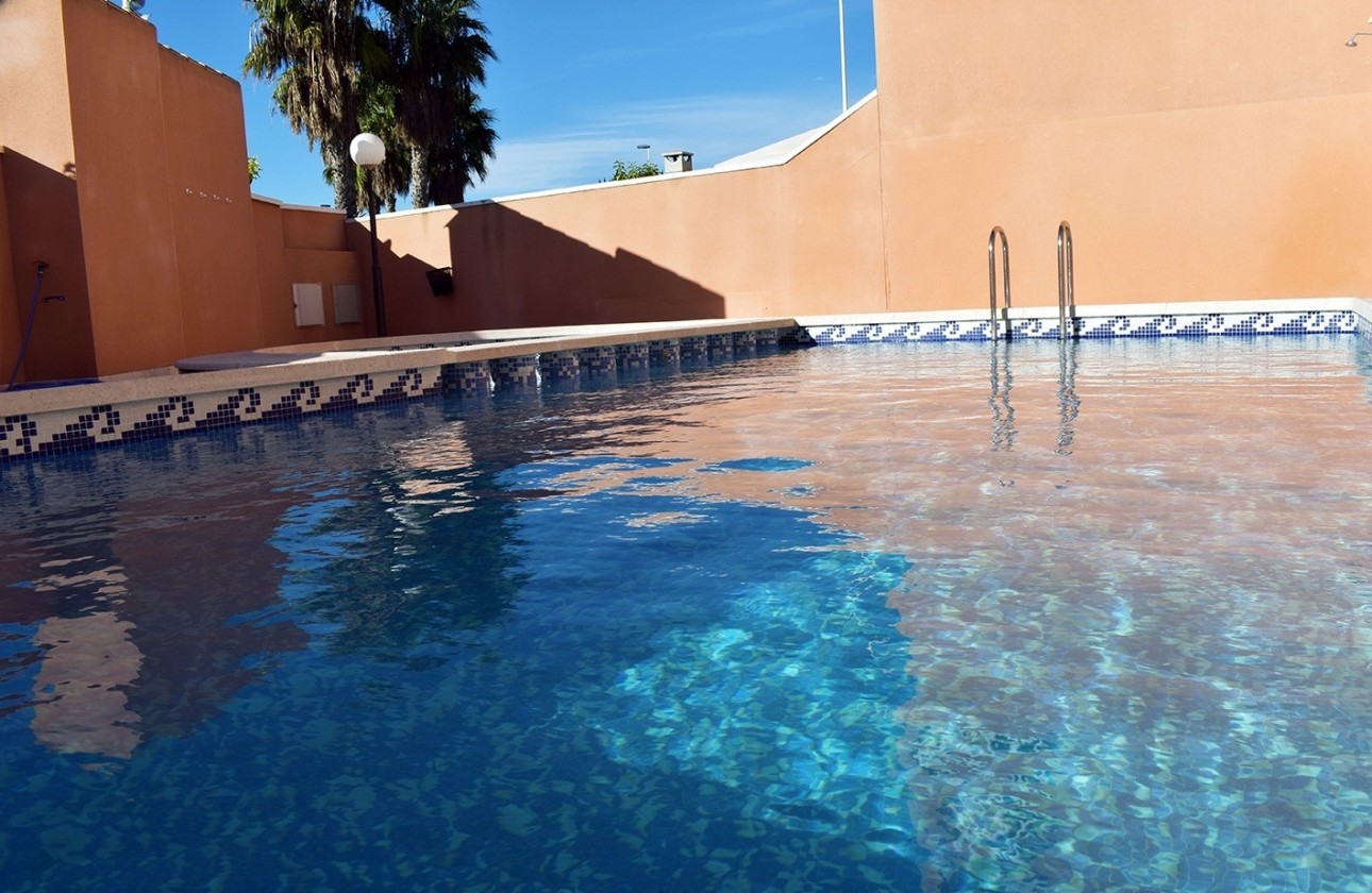 Sale - Townhouse -
Torrevieja - Torrevieja Alicante
