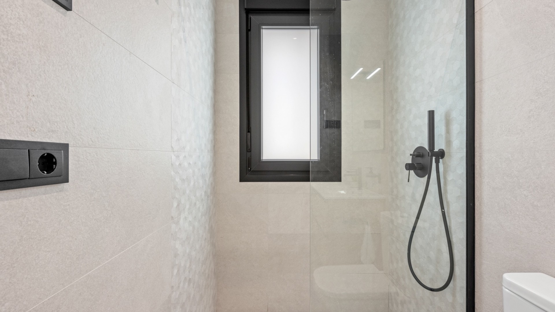 Sale - Villa - Detached -
Orihuela Costa - Blue Lagoon*