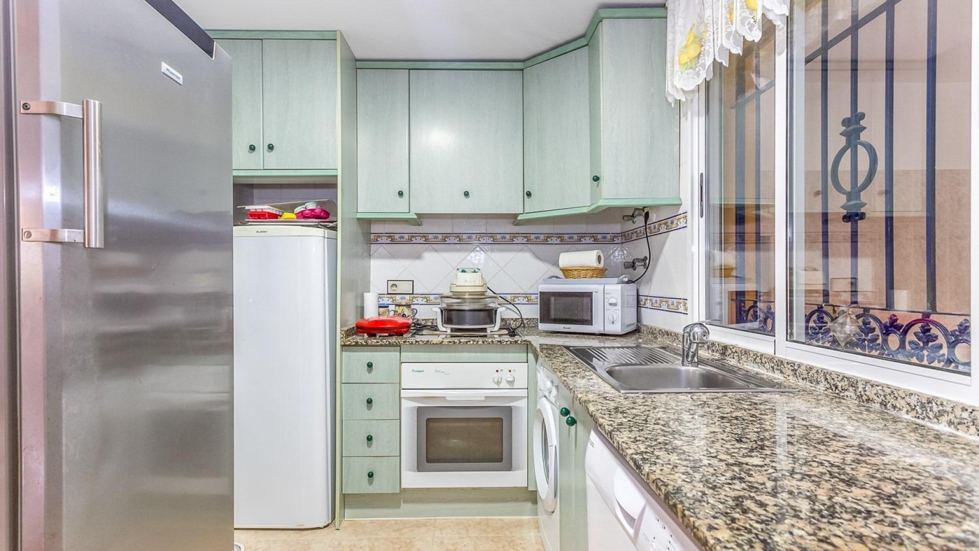 Sale - Villa -
Orihuela Costa - La Zenia- Orihuela costa