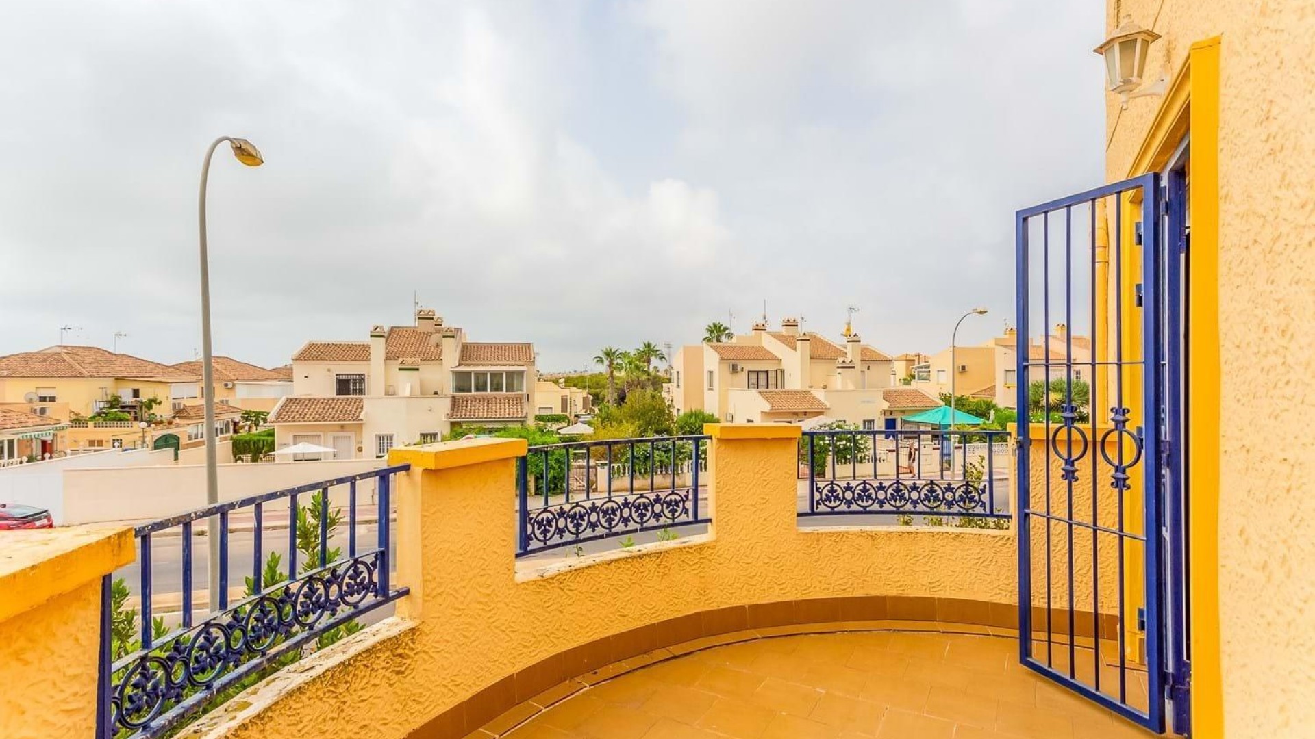 Sale - Villa -
Orihuela Costa - La Zenia- Orihuela costa