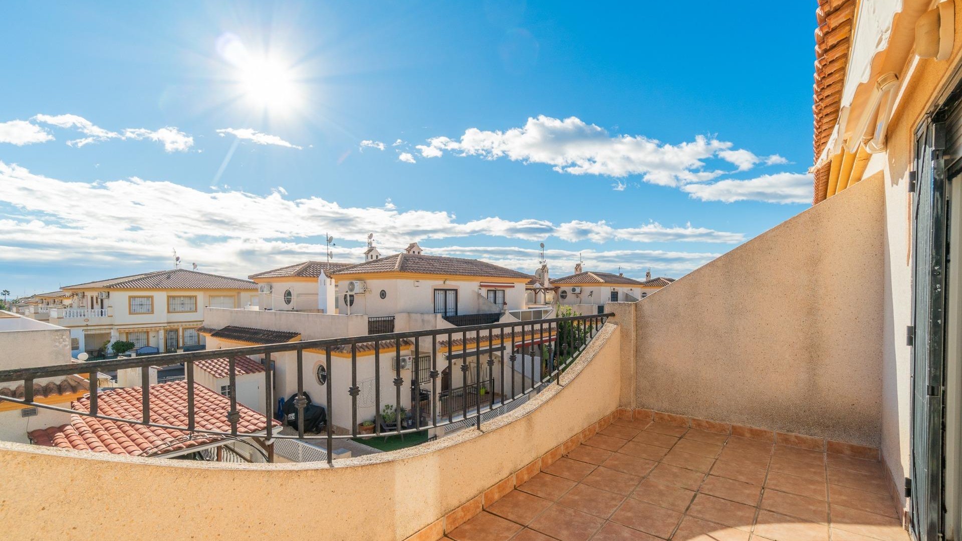 Sale - Villa -
Orihuela Costa - Playa Flamenca