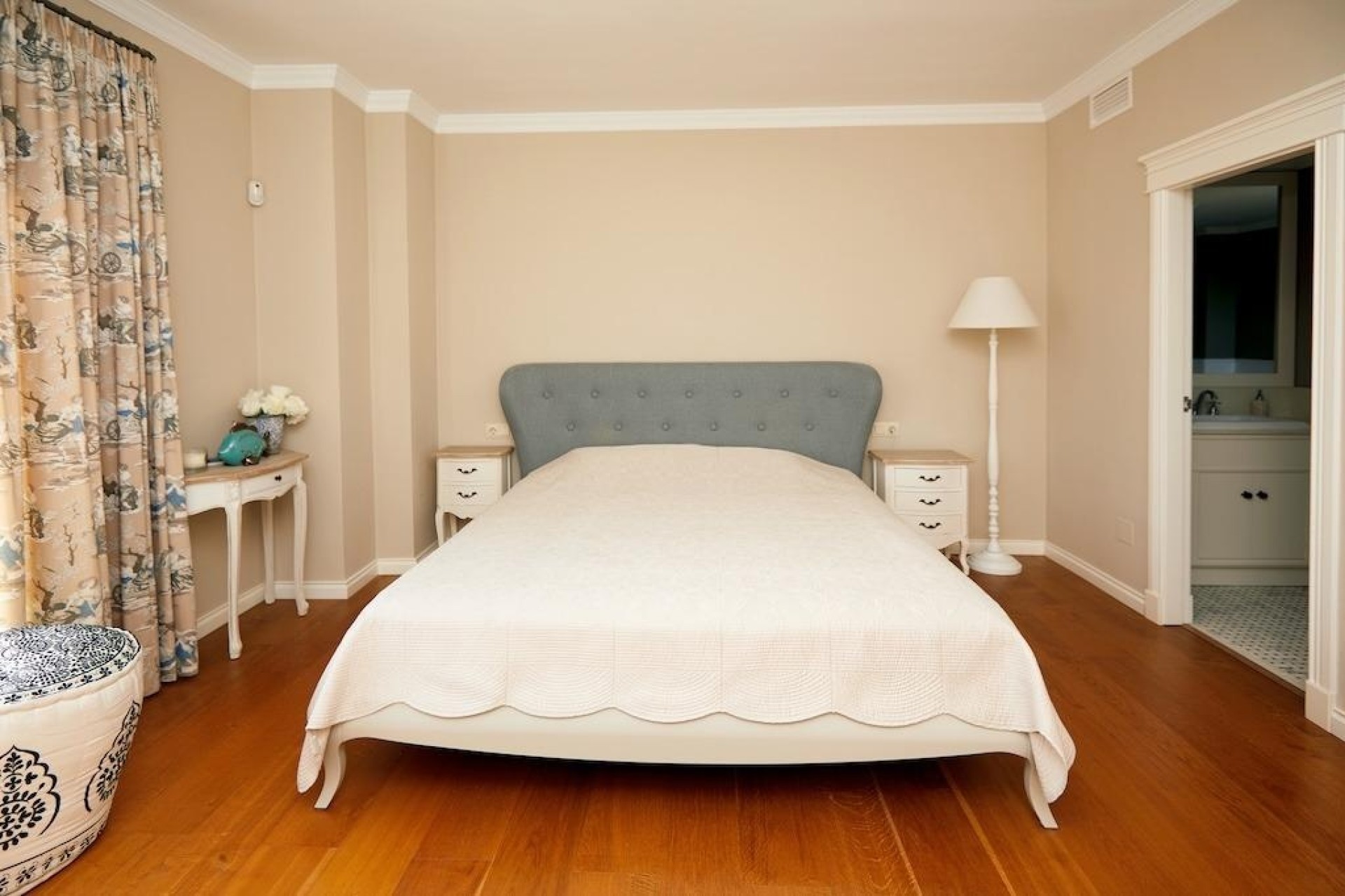 Sale - Villa -
Rojales - Centro de la Ciudad Quesada