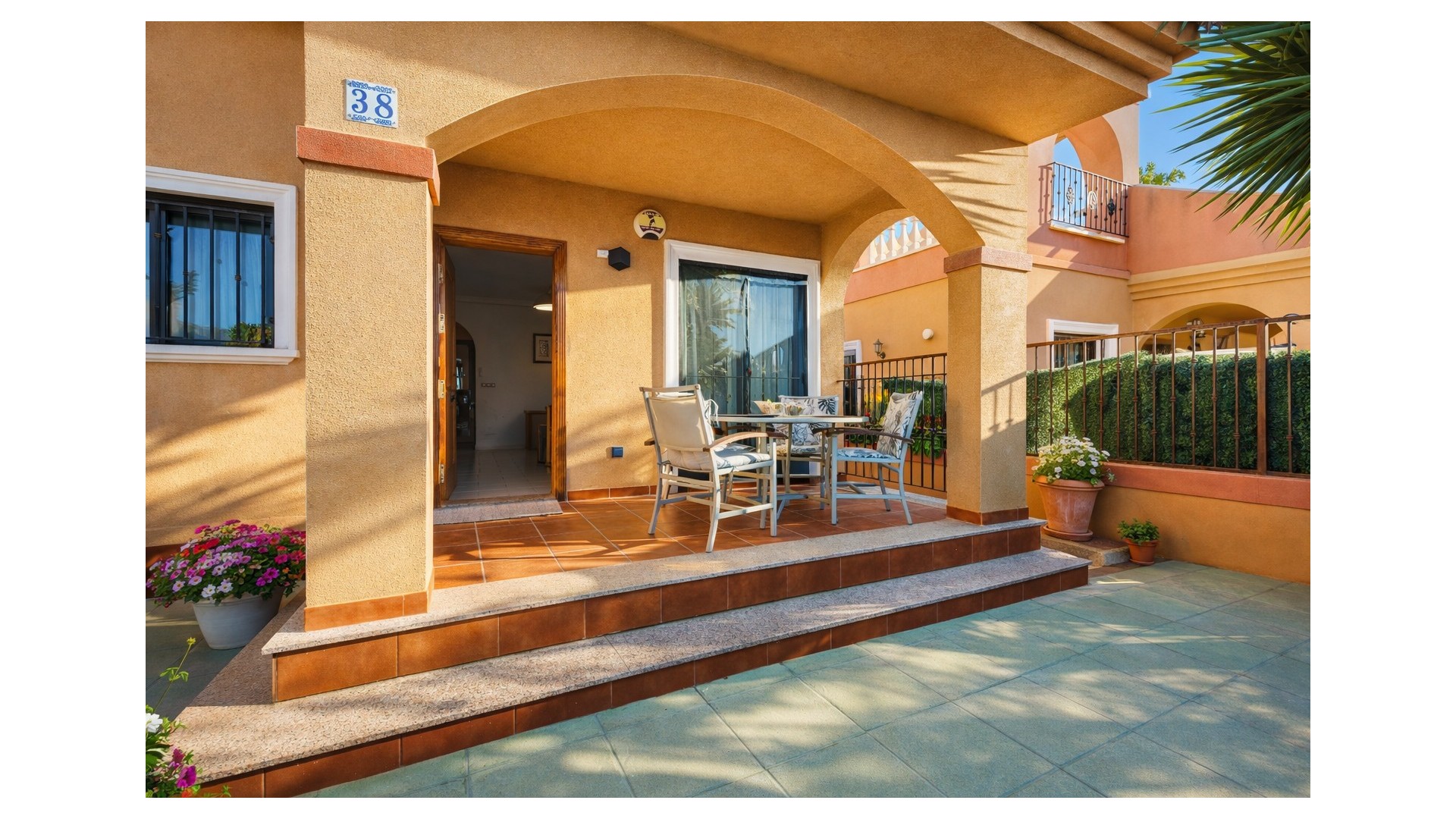 Sale - Villa -
Torrevieja - Aguas Nuevas